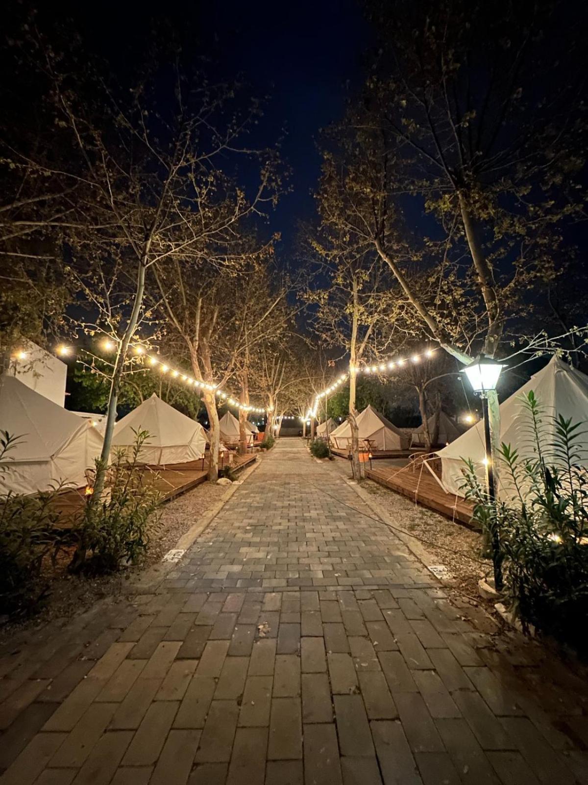 فندق Glamping Zone مونتانيخوس المظهر الخارجي الصورة